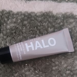 5 For $25 Smashbox Halo Tinted Moisturizer in Cream
